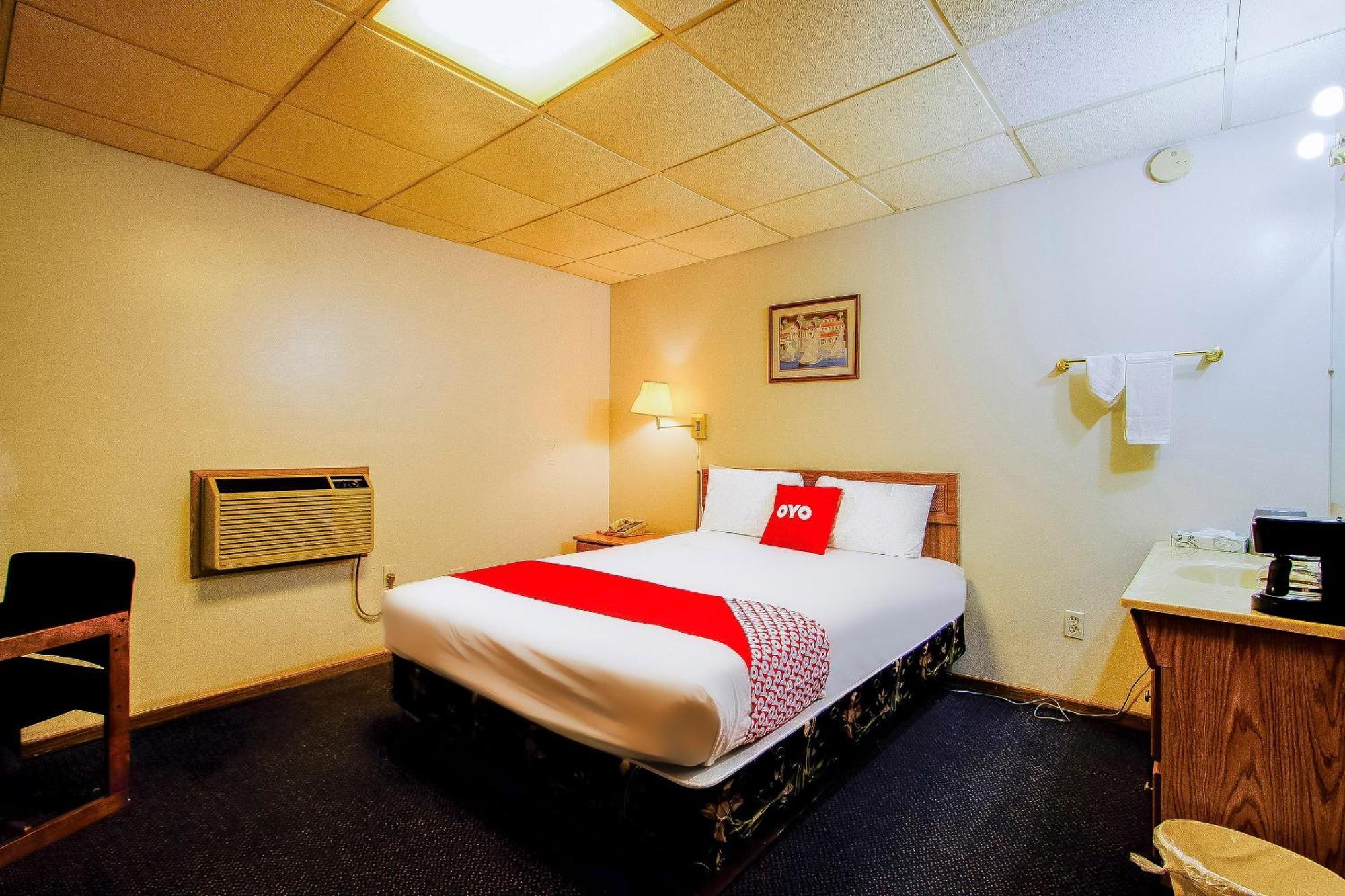 Hotel Oyo Inn, Wv - Hwy 119