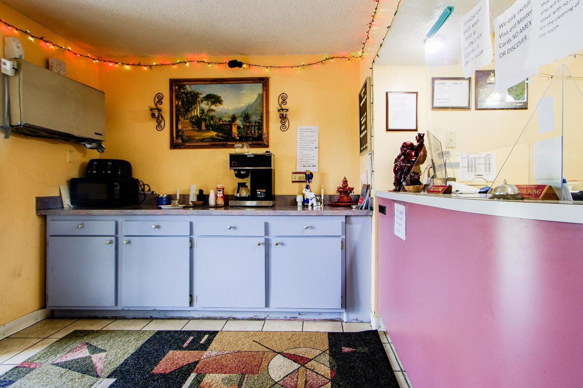 Oyo Inn, Wv - Hwy 119