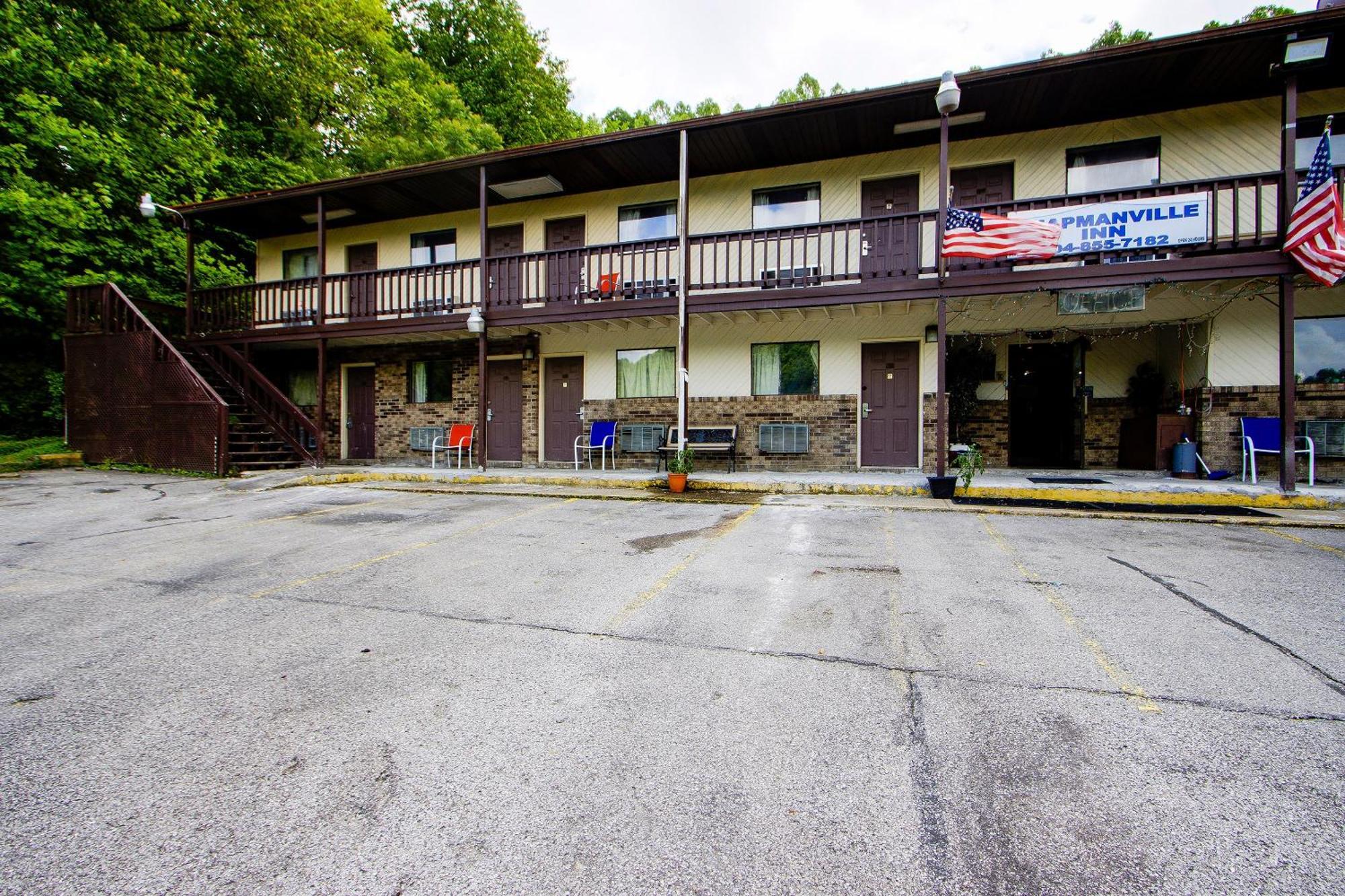 Oyo Inn, Wv - Hwy 119 2*